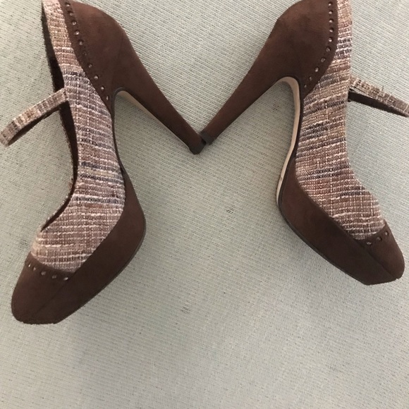 Shoes - Picture 6 of 6